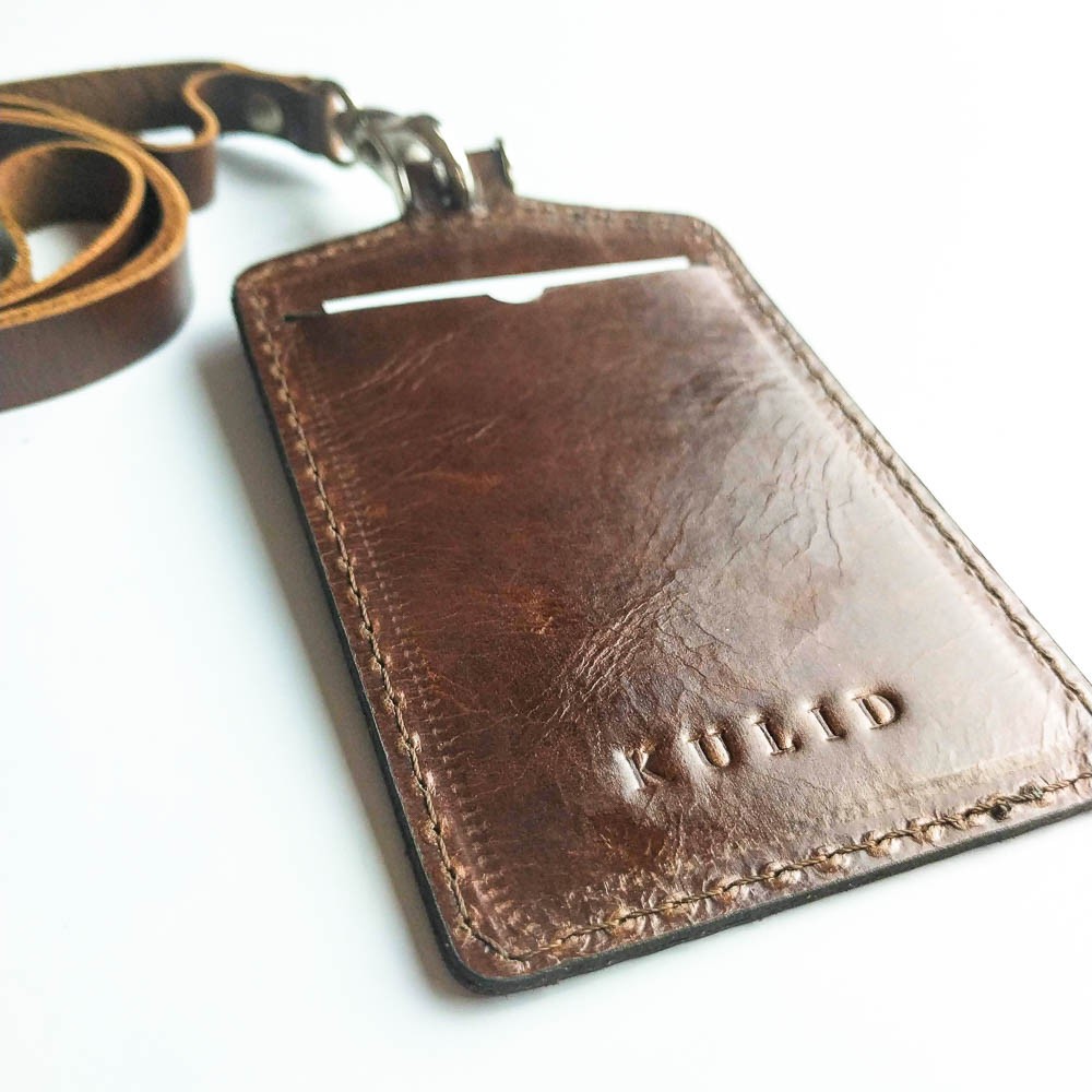 Tempat ID Card Kulit Warna Coklat Tua
